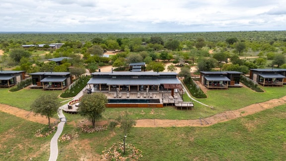 A bird’s-eye view of Ximuwu ✨

Seeing the lodge from the helicopter really gives a sense of how peaceful and beautifully set it is in the bush. Our suites and main building blend perfectly into the landscape, with space, privacy and those endless views we all dream of on safari.

Can you see yourself spending a few nights here?